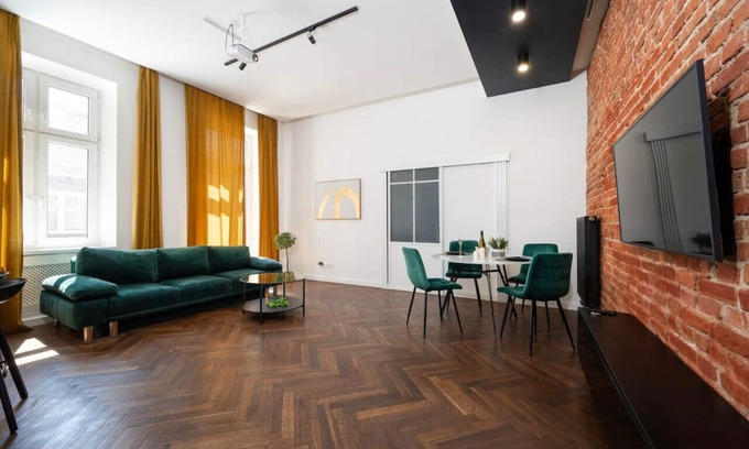 Srodmiescie Apartment | Premier Prestige Suite Apartment Piotrkowska with Parking