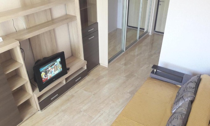 Dzerzhyns'kyi District Apartment | Discover 54 Цілиноградська вулиця: Pet Friendly & Pool