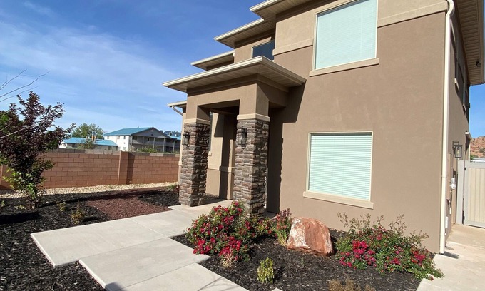 Hildale House | Ideal Location: 55 Min to Zion's & Family-Friendly Amenities