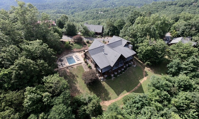 Blue Ridge House | Spacious Mountain Retreat: Heated Pool, Game Room & Views