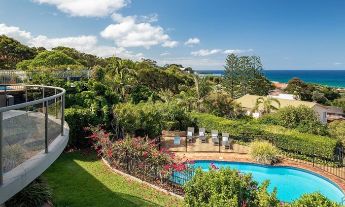 Forster House | Beachside Escape at 56 Becker Road with Ocean View Pool