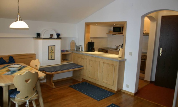 Groissenbach Apartment | Spacious 56 m² Apartment for Up to 4 Guests with Mountain View