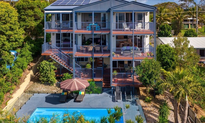 Rainbow Beach House | Relax at 57 Cooloola Drive with Oceanfront Pool Views