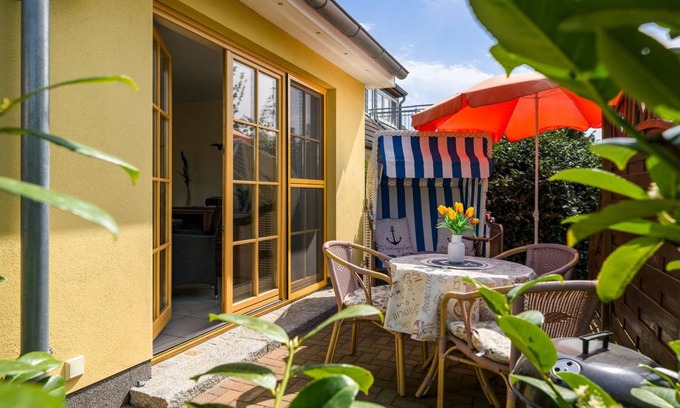 Zingst Apartment | Family-Friendly Stay at Ferienwohnung Visby 2 with Kitchen