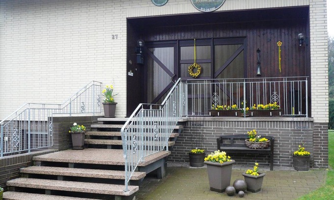 Winkel Apartment | Spacious 2-Bedroom Apartment with Kitchen & Breakfast Included