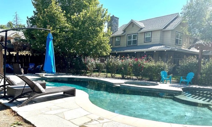 Atascadero Other | Ideal Family Estate with Pool, Jacuzzi & Game Room