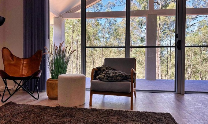 Muswellbrook House | 5BR, 3 toilets, 2 Baths - Exclusive Acreage Home