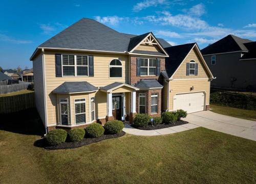 Grovetown House | Ideal Family Retreat: Pet-Friendly 5BR Near Eisenhower