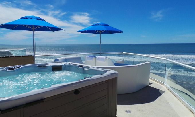 Townsite House | Oceanfront Oasis: 5BR Home with Rooftop Spa & Pool