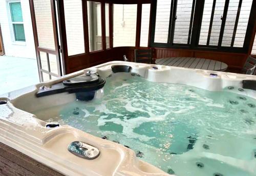 Central Oklahoma City House | Modern Retreat with Hot Tub & Family-Friendly Amenities