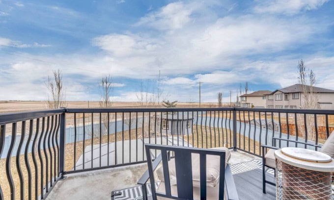 Chestermere House | 5BR Gem w/Pizza Oven, Theater & Views
