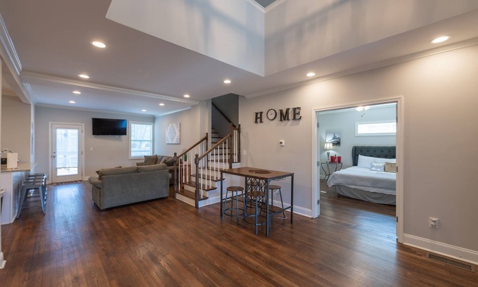 Chosewood Park House | Convenient 5BR Home Near Airport and City Center