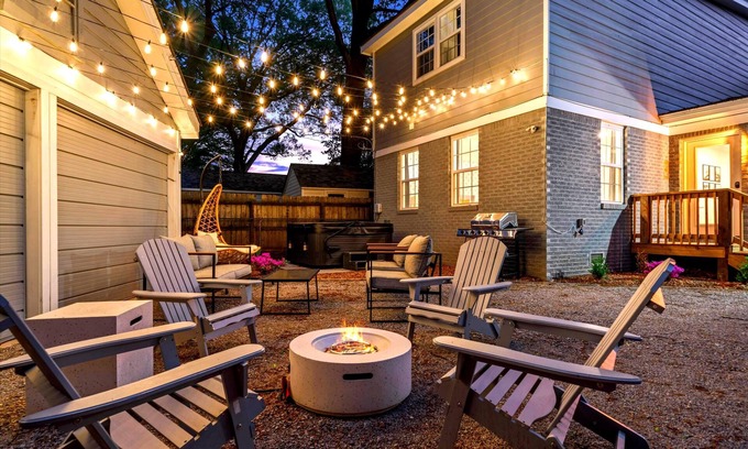 Joffre House | Renovated Hideaway with Hot Tub & Pool Table Near Beale