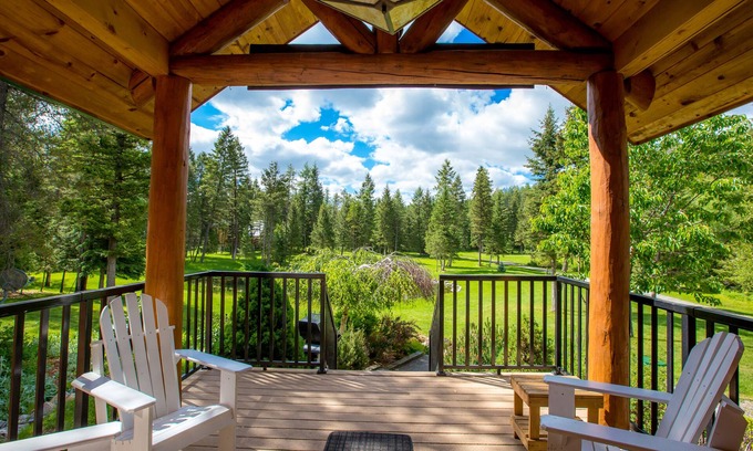 Whitefish House | Guest Rated 10/10: Family Getaway Near Ski Resort & Glacier Park