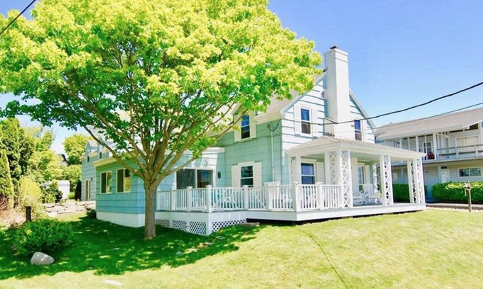 Weekapaug House | Stunning 5BR Ocean Views with Pool in Weekapaug