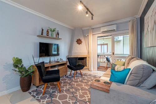 Dutra Apartment | Comfortable Stay, 5min from Rua Coberta for 7 Guests