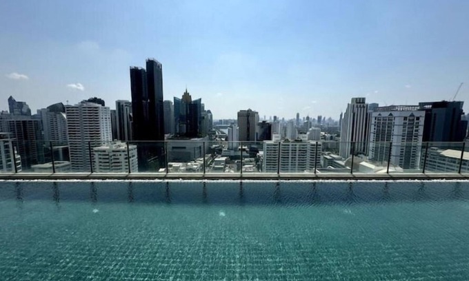 Sukhumvit Apartment | Convenient Stay near Terminal21 with Modern Amenities
