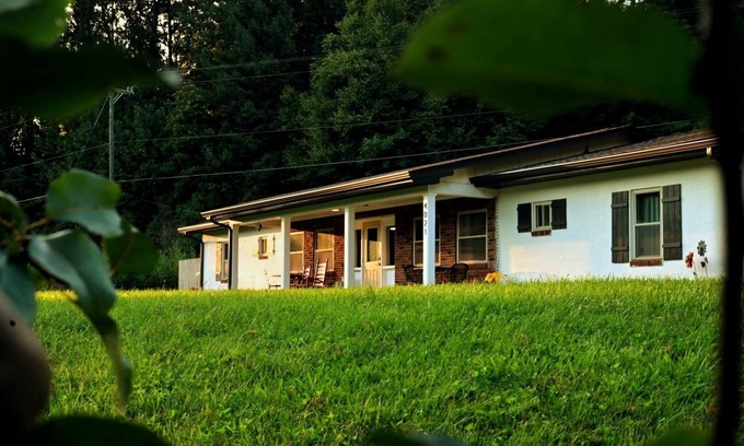 Andrews House | Convenient Getaway: Pet Friendly with Pool Table Access