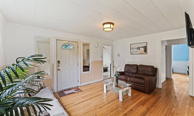 Monroe Heights House | Cozy Family Retreat 5 Mins from Boyce Park Ski Lodge