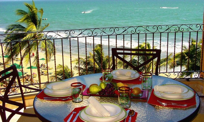 Flamingos Resort | Experience Oceanfront Bliss at Villa La Estancia - Rated 10/10