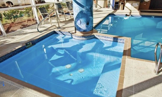 Northeast Virginia Beach Hotel | Exceptional Ocean Key Resort Getaway in Virginia Beach