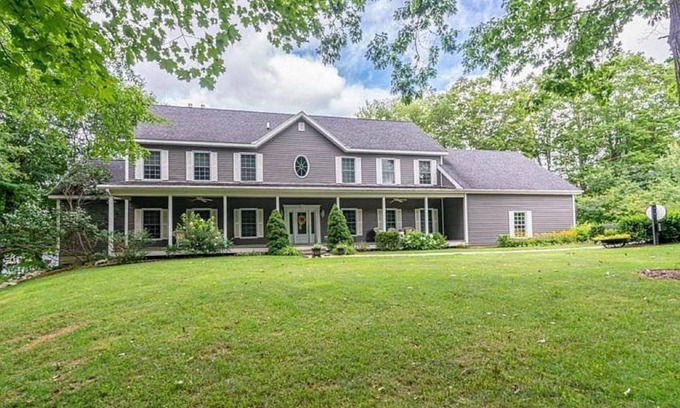 Manchester Center House | Premier VT Retreat: Rent Greybourne House with Pool & Spa