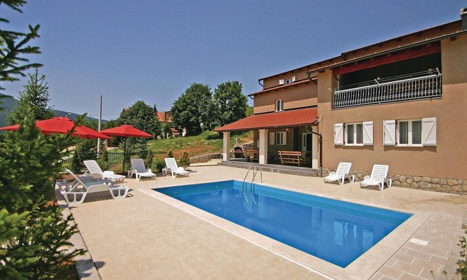 Crni Kal House | Discover 6 Bedroom Haven in Crni Kal with Private Pool