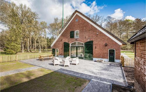 Nijverdal House | Family-Friendly 6 Bedroom Home in Nijverdal - Rated 9/10