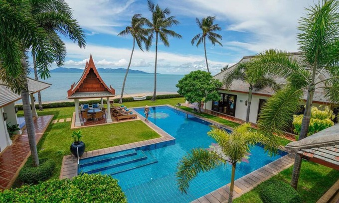 Mae Nam House | Elegant 6 Bedroom Villa with Pool in Exclusive Resort