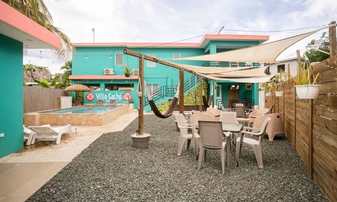 Campamento Pinones House | 6-bedroom villa in brilliant Loiza with AC, WiFi