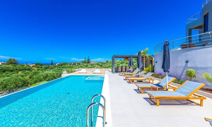 Kontomari Villa | Exclusive 6 Bedroom Villa with Private Heated Pool in Chania