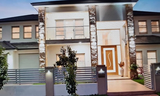 Kellyville House | Discover a 5-Star Oasis: Pool, Spa & Ocean Views Await