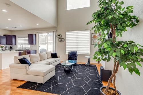 Green Valley Ranch House | Family-Friendly Denver Retreat with Yard Near Airport