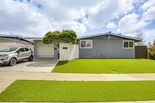 Clairemont House | 6 Mi to Pacific Beach Pet-Friendly San Diego Home