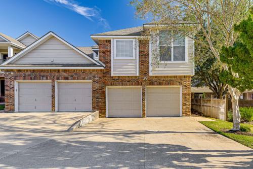 Spring Creek House | 6 Mi to Texas AandM Home with Fenced-In Yard