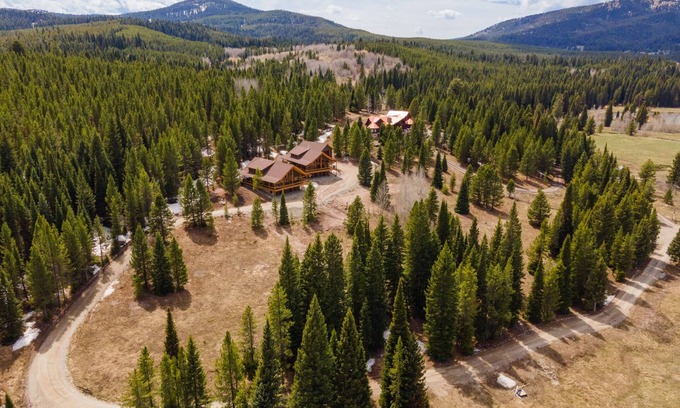 West Yellowstone House | Discover Two Homes on a Gated 11-Acre Montana Ranch