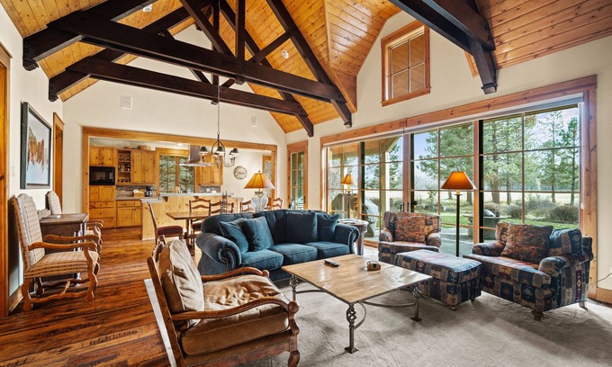 Sunriver Condo | Exceptional 6 Osprey Pointe: Ideal for Family Getaways