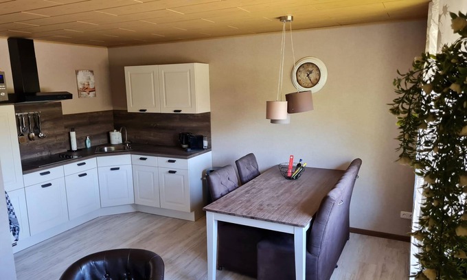 Udersdorf Apartment | Comfortable 6-Person Apartment with Ocean View at Gasthaus Paula