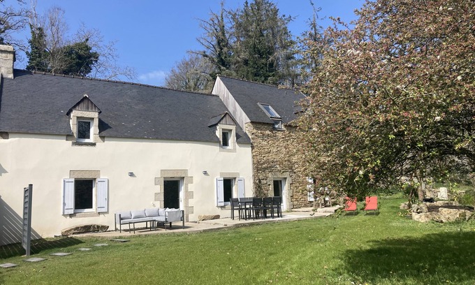 Plovan House | Renovated Mill Gite for 8 Near the Sea with Family Amenities