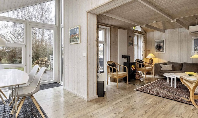 Karrebksminde House | Cozy 6-Person Holiday Home with Ocean View in Karrebæksminde
