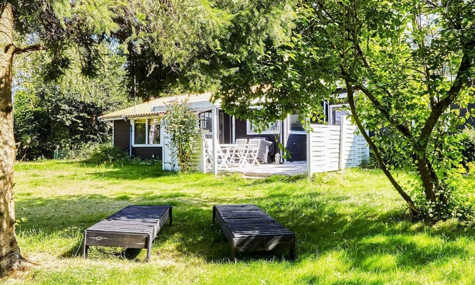 Nykobing Sjaelland House | Ideal 6-Person Holiday Home in Nykøbing Sj with Amenities