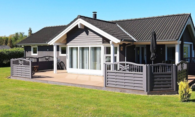 Marielyst House | Family-Friendly Holiday Home for 6 in Væggerløse