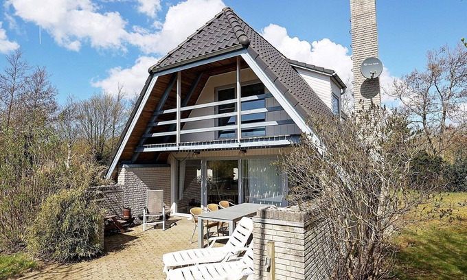 Hurup Thy House | Inviting 6-Person Holiday Home with Ocean Views in Hurup Thy
