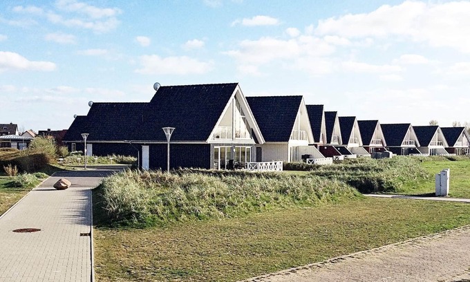 Wendtorf House | Family-Friendly Holiday Home with Ocean View in Wendtorf