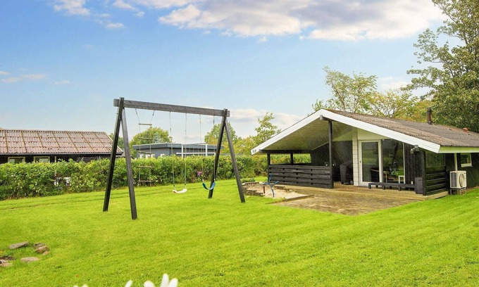 Farvang House | Family-Friendly 6-Person Holiday Home in Fårvang