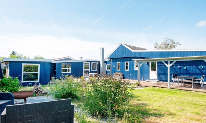 Grena Strand House | 6 person holiday home in Grenaa