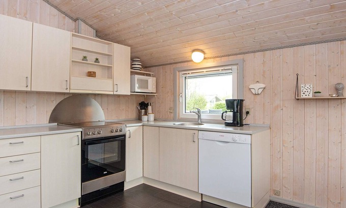 Bork Havn House | Discover a 6-Person Holiday Home in Hemmet - Top Rated!
