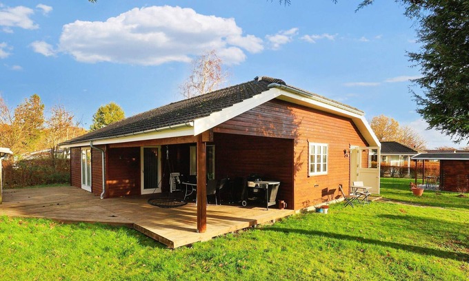 Nysted House | Ideal 6-Person Holiday Home with Ocean Views in Nysted