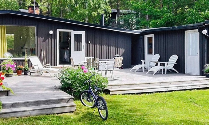 Ingaro House | Ideal Holiday Home for 6 in Picturesque Ingarö