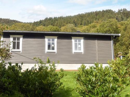 Stadlandet House | Family-Friendly Three-Bedroom Holiday Home in Åram